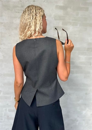 Aphrodite vest Dark Grey Melange Boii Studios 